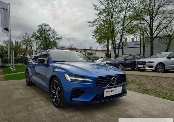 Volvo V60 cena 199900 przebieg: 35817, rok produkcji 2021 z Golina małe 781